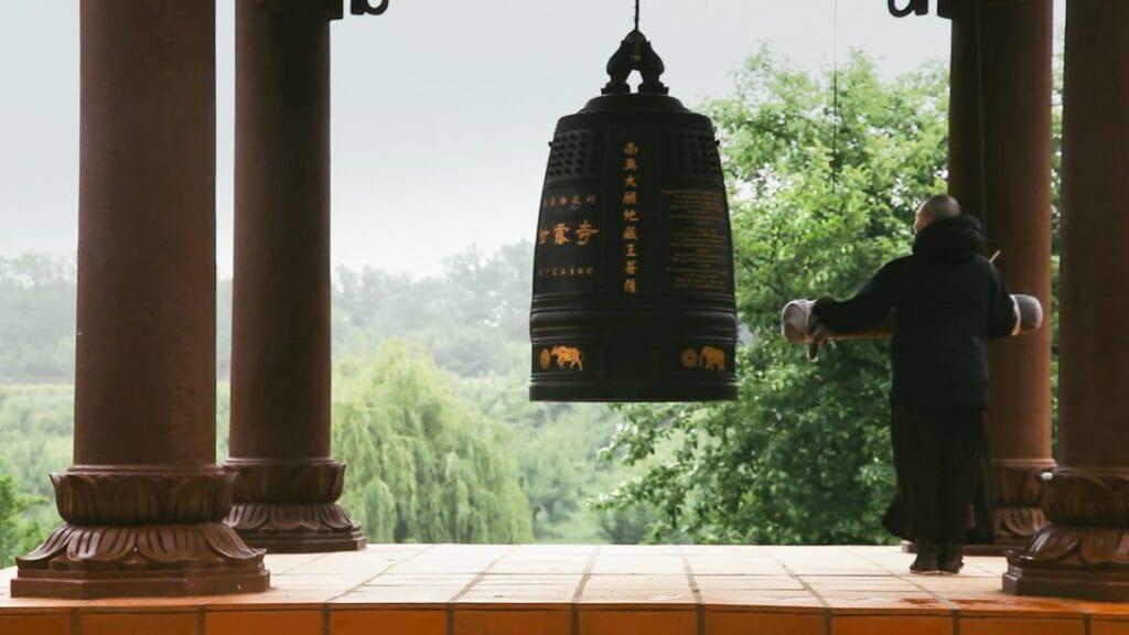 thich nhat hanh brengt mindfulness